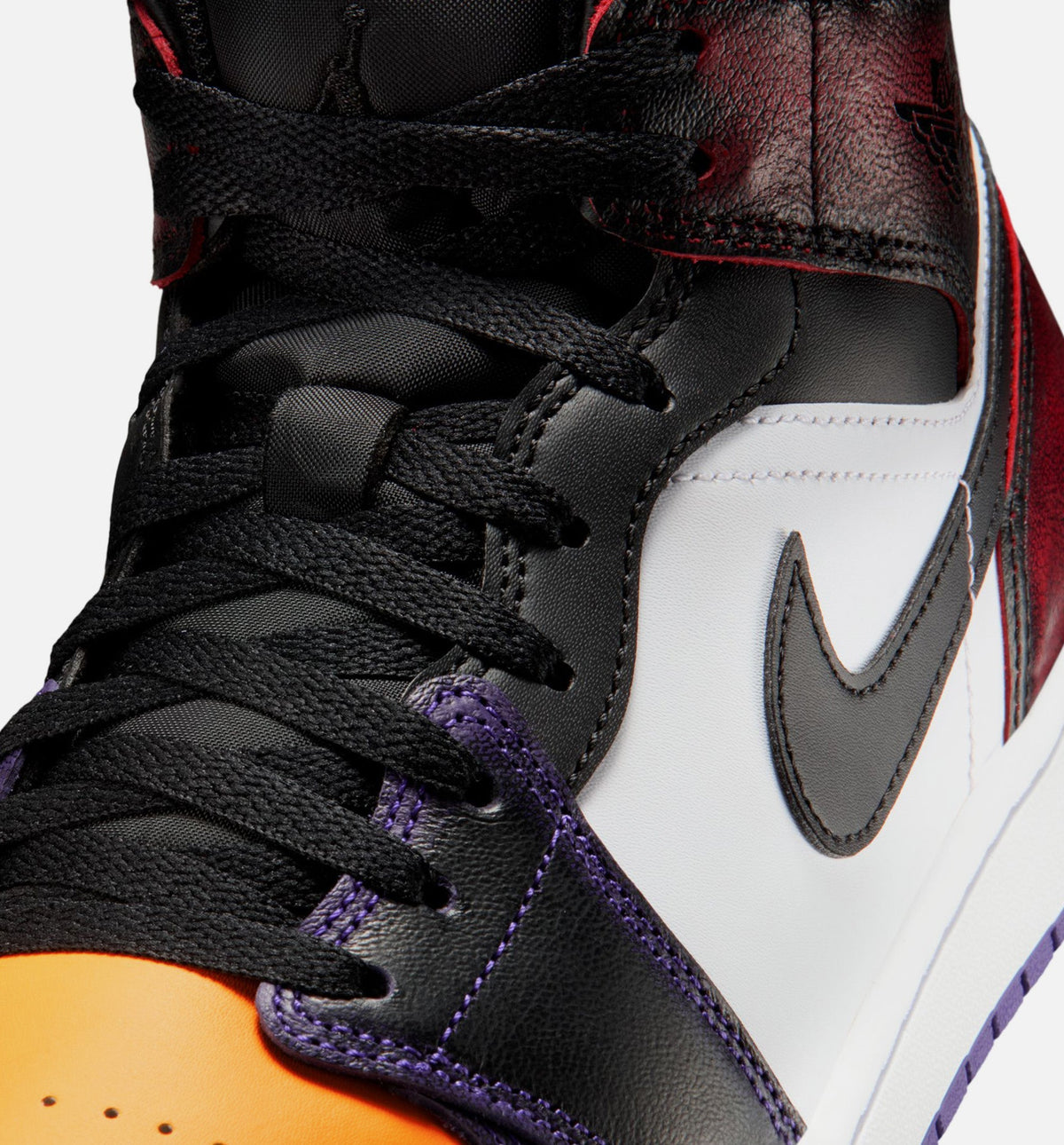 Air Jordan 1 Mid SE Men's Lifestyle Shoe – True Red/White/Court Purple/Black