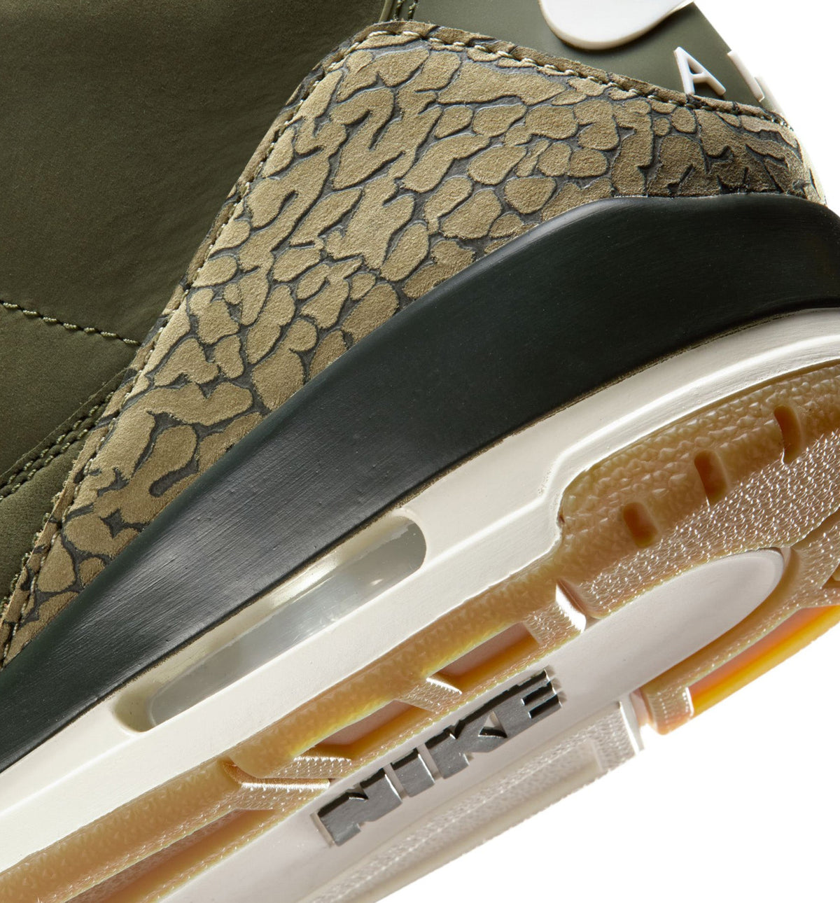 Air Jordan 3 Retro Medium Olive Men's Lifestyle Shoe – Medium Olive/Sequoia/Neutral Olive/Sail/Total Crimson
