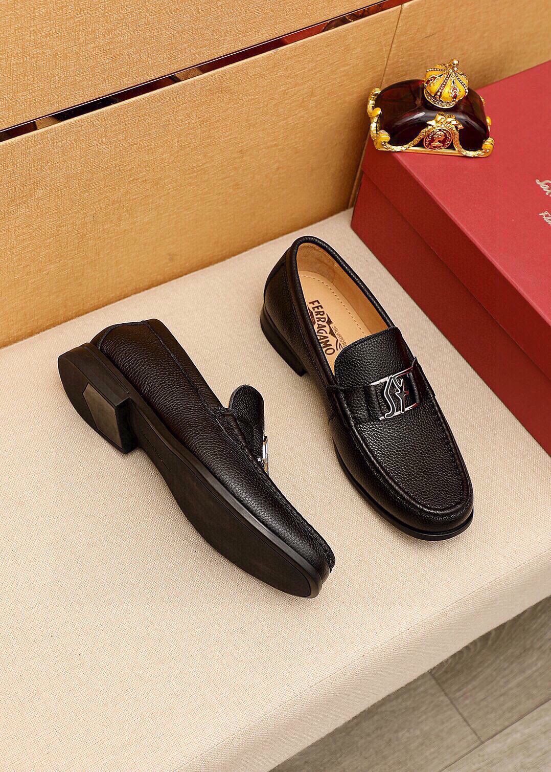 Ferragamo Black Pebbled Leather Loafers