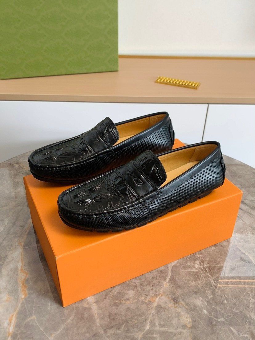 Louis Vuitton Men's Black Textured Leather Loafers