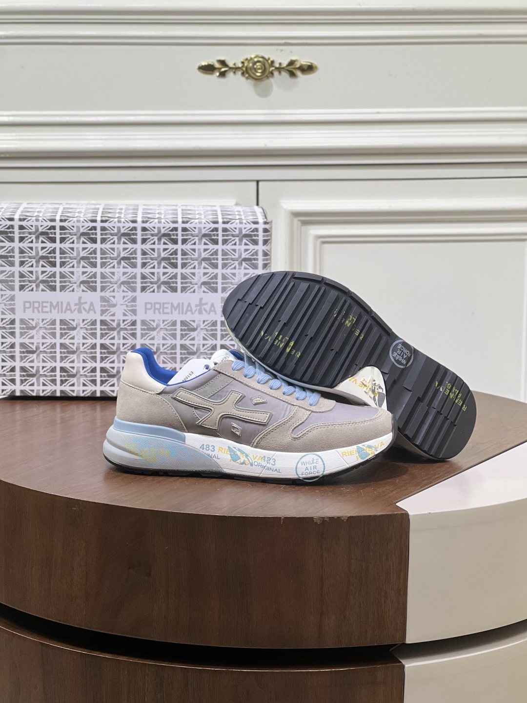 Premiata Contrast Panel Low-Top Sneakers